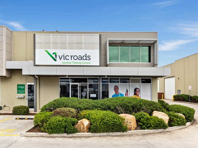 01 (First Floor)/85 Mt Derrimut Rd, DEER PARK  VIC  3023