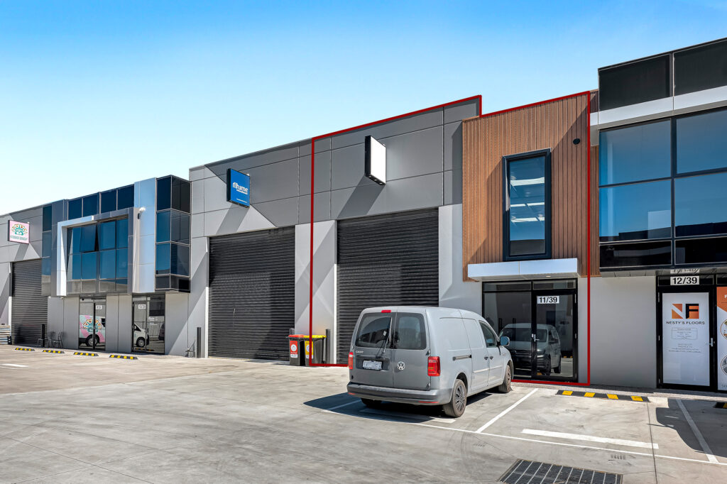 Unit 11/39 Essex Street, PASCOE VALE  VIC  3044